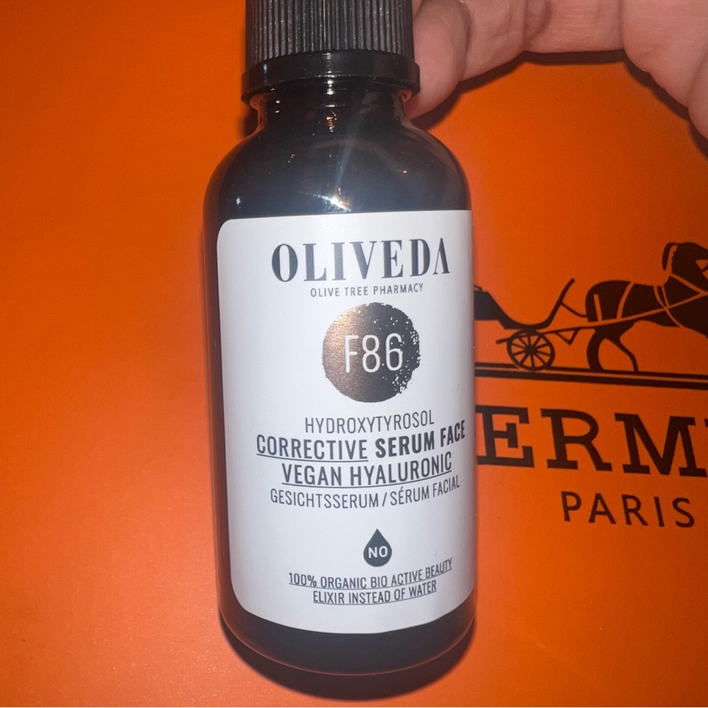 Oliveda Corrective Serum Face F86 - Brand new bottle